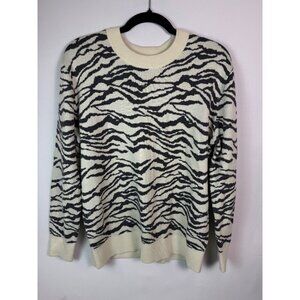 Daily Ritual Womens Crewneck Sweater Animal Printed size Medium Outdoor Stretch